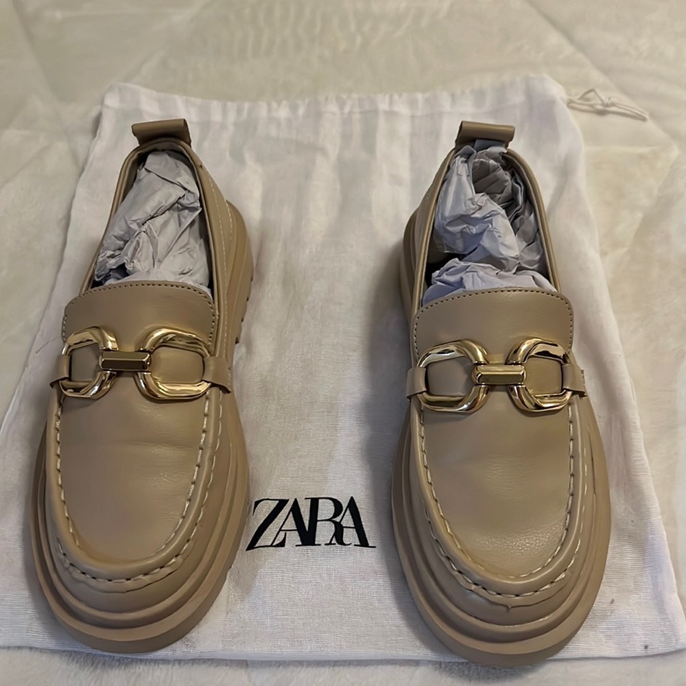 Zara Chain loafers